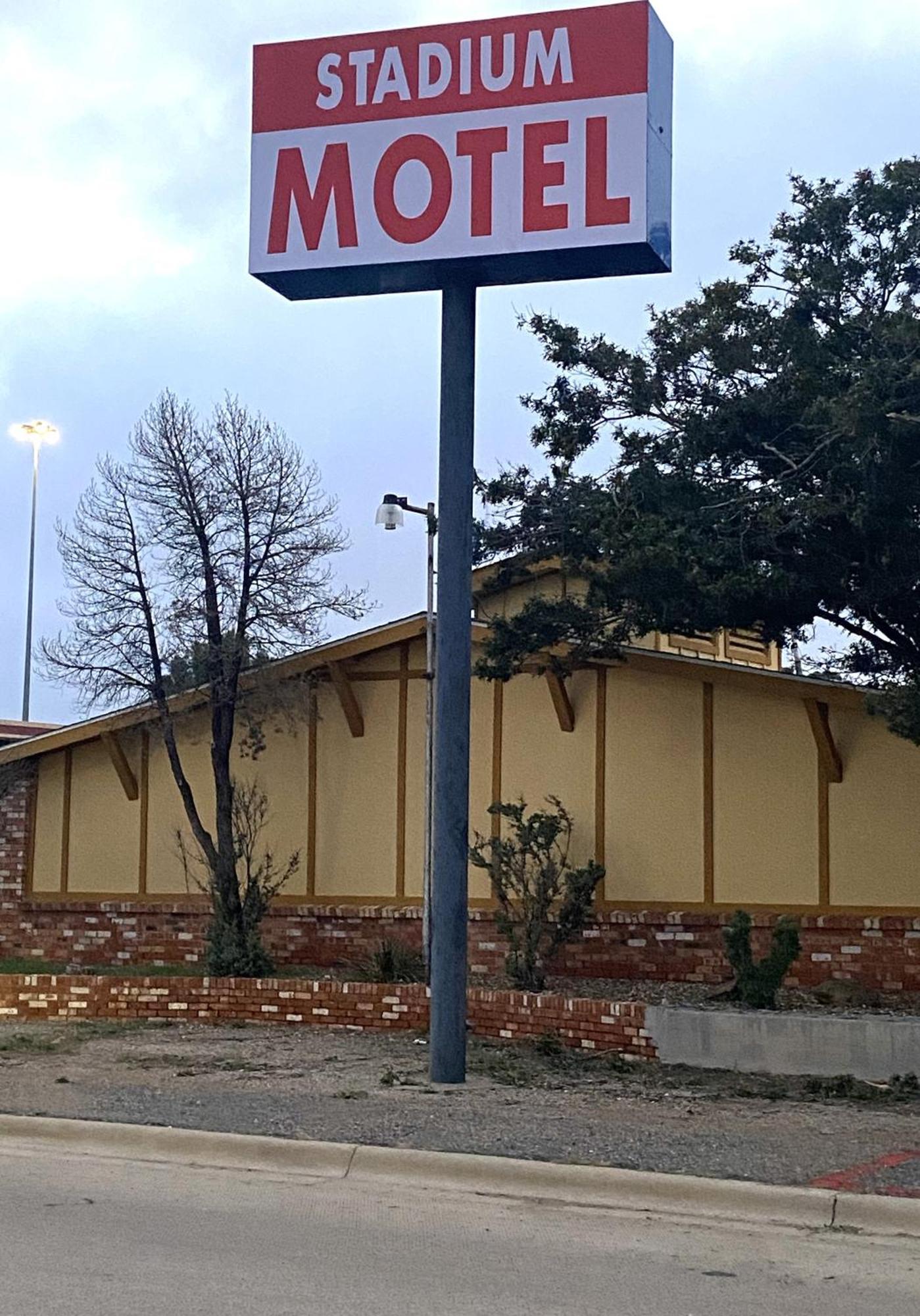 Stadium Motel - Lubbock Medical Center Exterior photo
